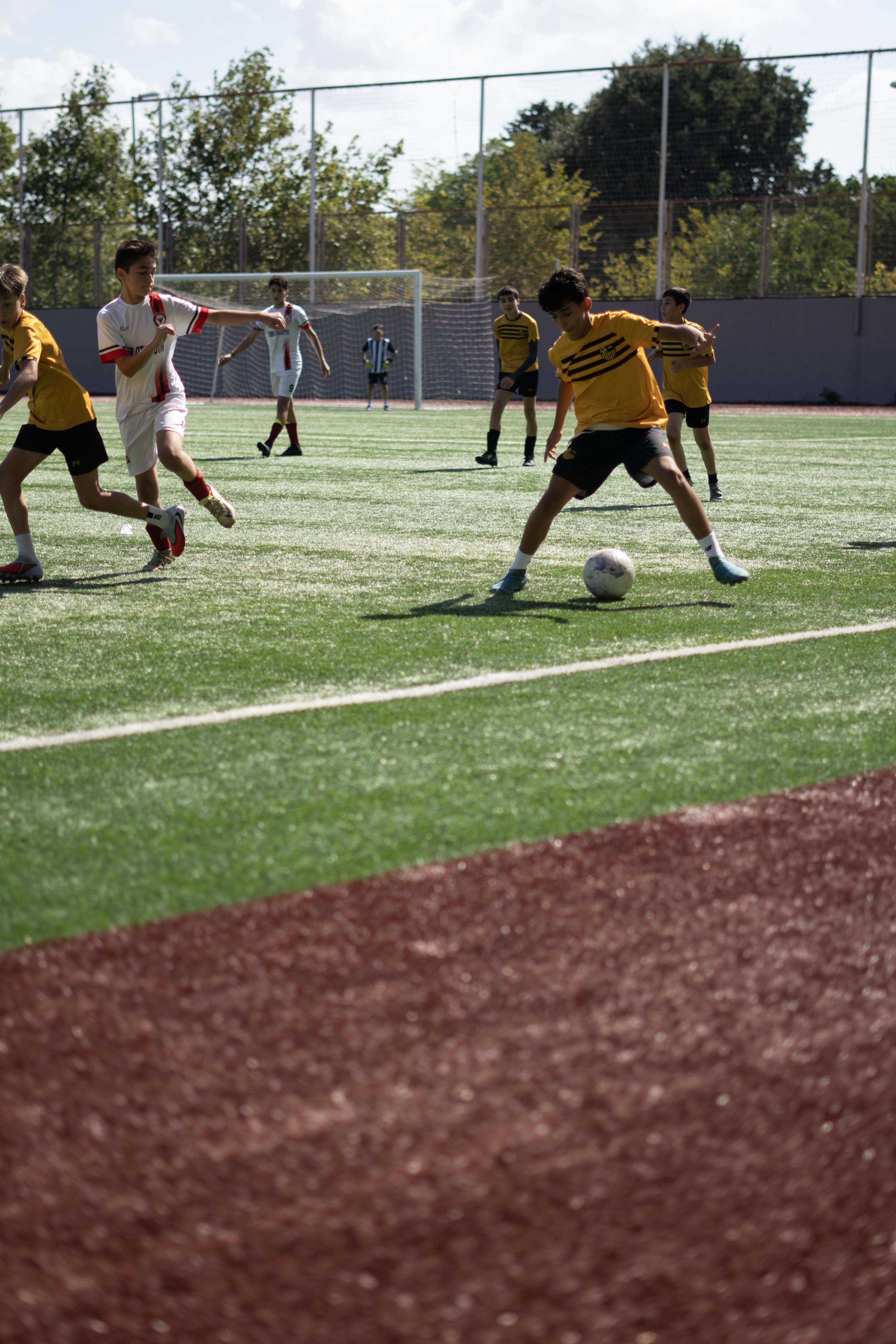 DORA FUTBOL AKADEMİ