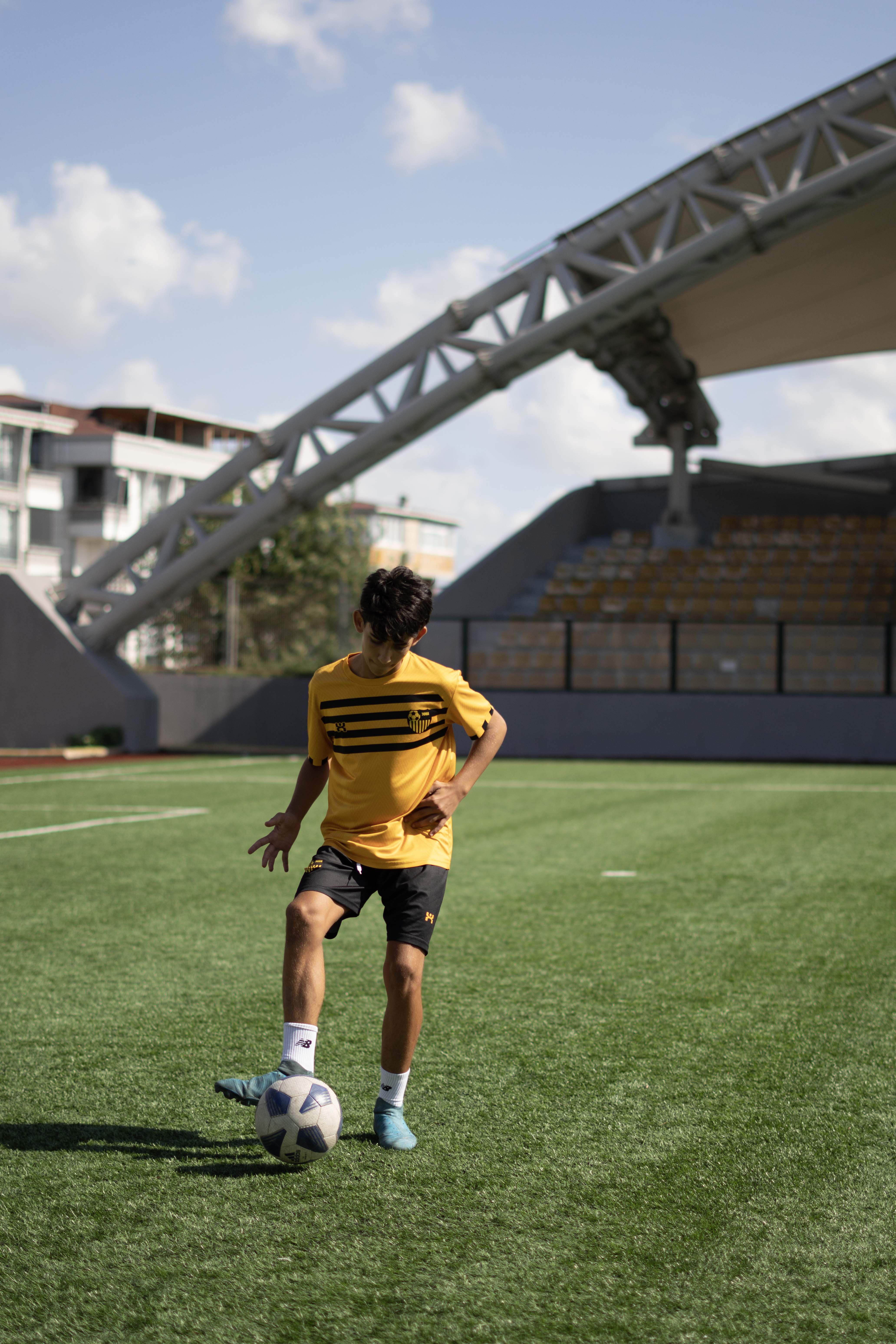 DORA FUTBOL AKADEMİ